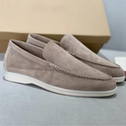 Lucas | Mocasines de ante para hombre con suela clara