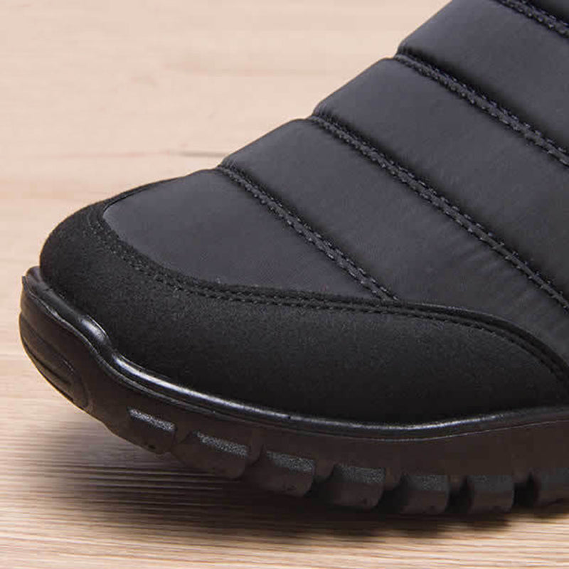 Herren Winterstiefel mit Reissverschluss in Schwarz