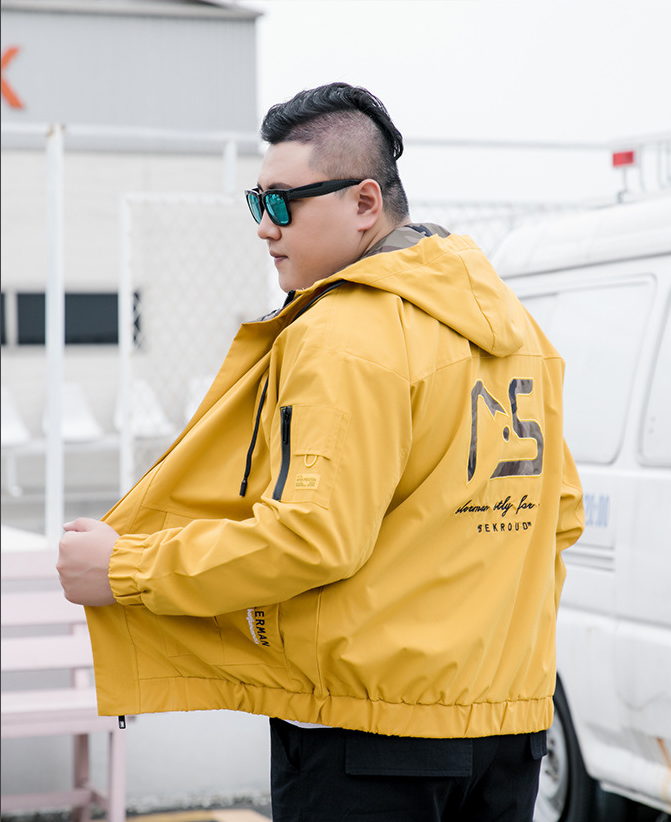 Herren Bomberjacke kragenlos mit Stickerei