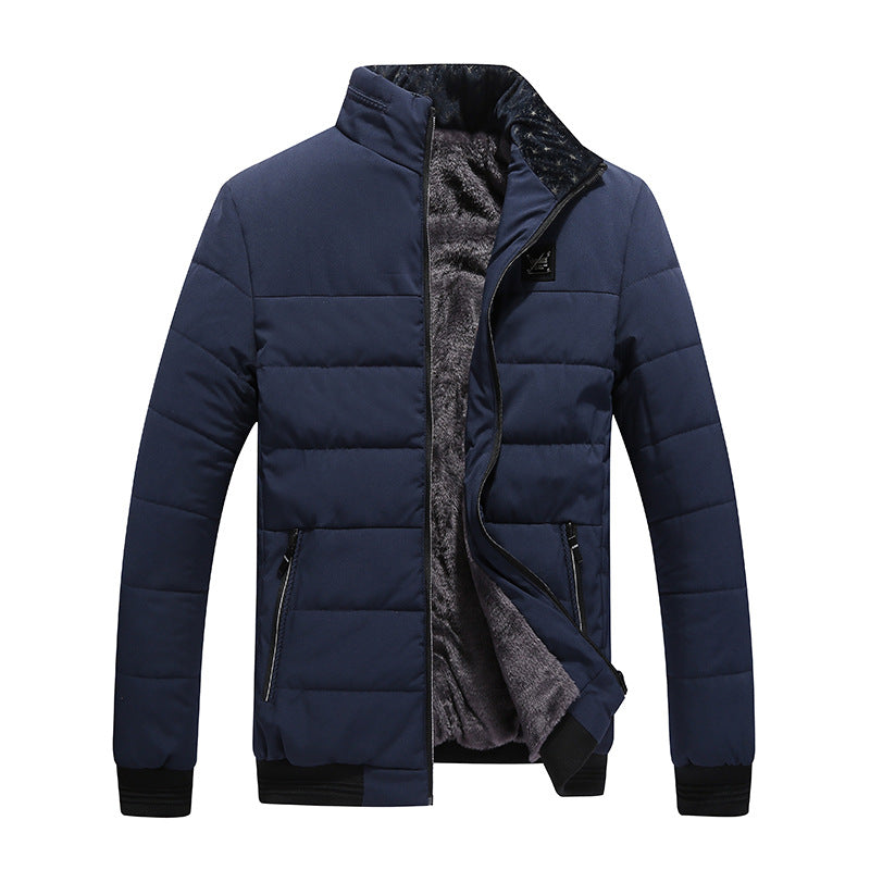 Gefütterte Herren Winterjacke mit Reissverschluss, Frontansicht
