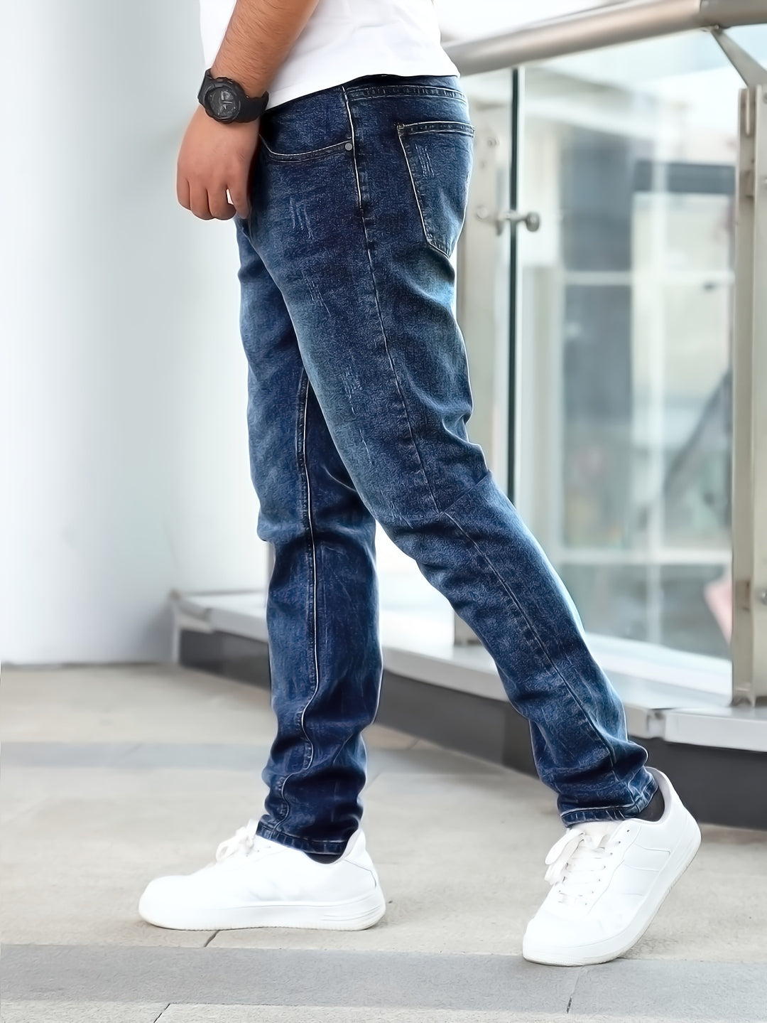 SwissFellas Herren Jeans mit schmal zulaufendem Bein, schmale Passform