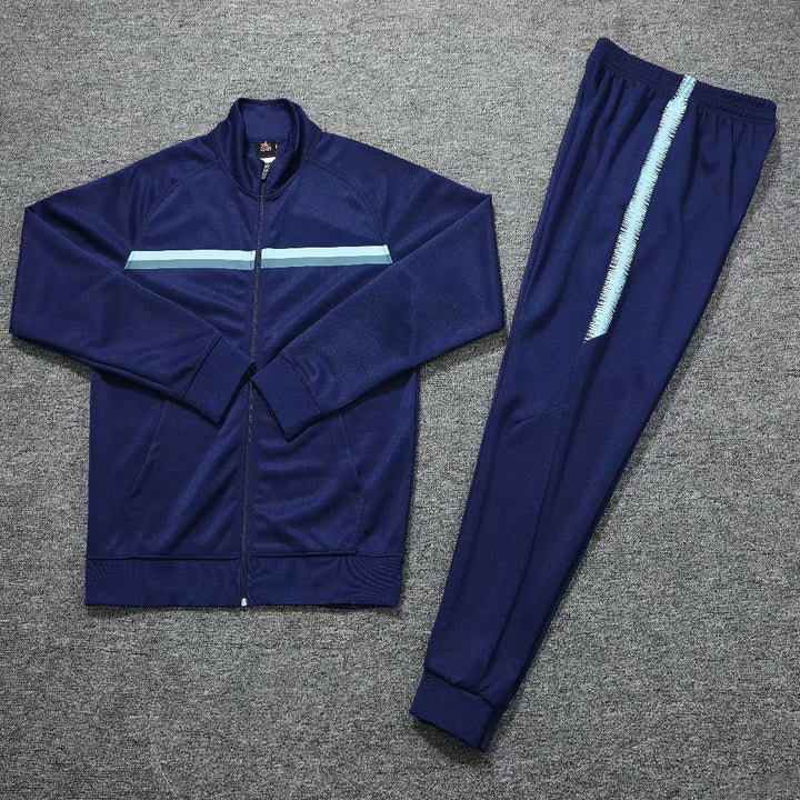 Herren Freizeitanzug blau mit Stehkragen Vorderansicht