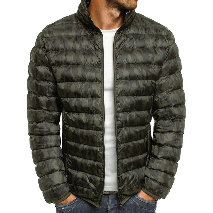 Gefütterte Herren Winterjacke mit Reissverschluss, Vorderansicht