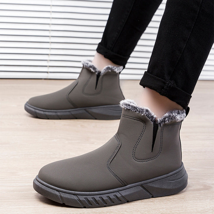 Herren Winterstiefeletten mit Plüschfutter in Schwarz