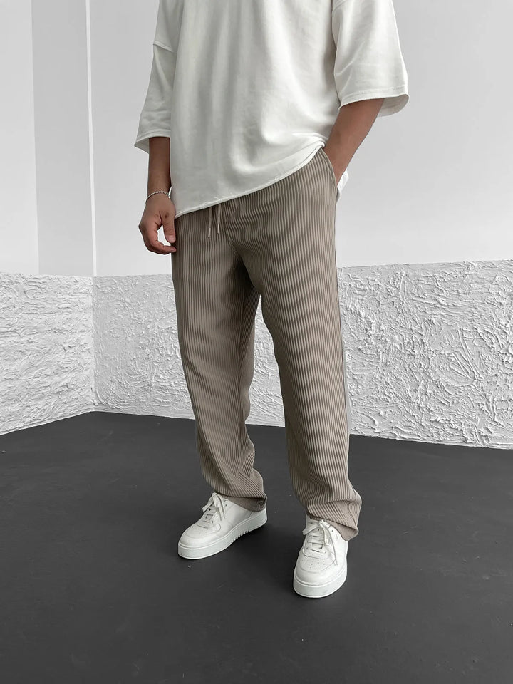 Leon | Herren Loungehose mit vertikalen Streifen und weitem Bein