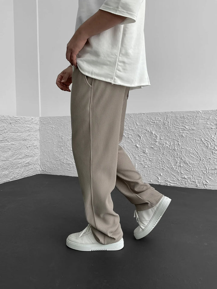 Leon | Herren Loungehose mit vertikalen Streifen und weitem Bein