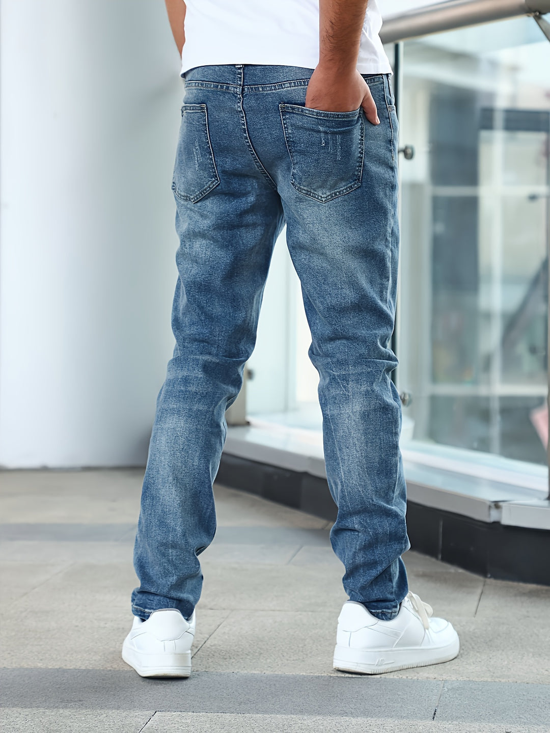 SwissFellas Herren Jeans mit schmal zulaufendem Bein, schmale Passform