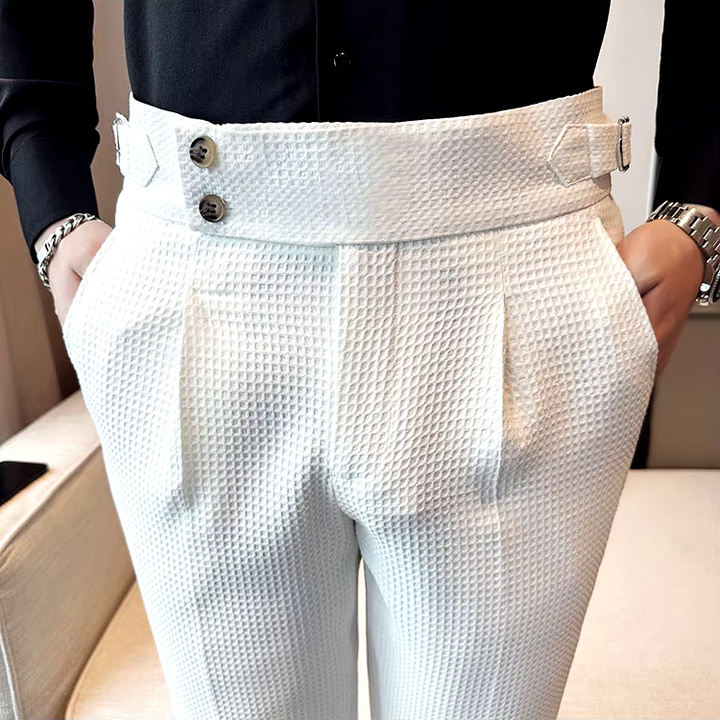 Julian | Herren Strukturhose mit Bundfalten und verstellbarem Bund