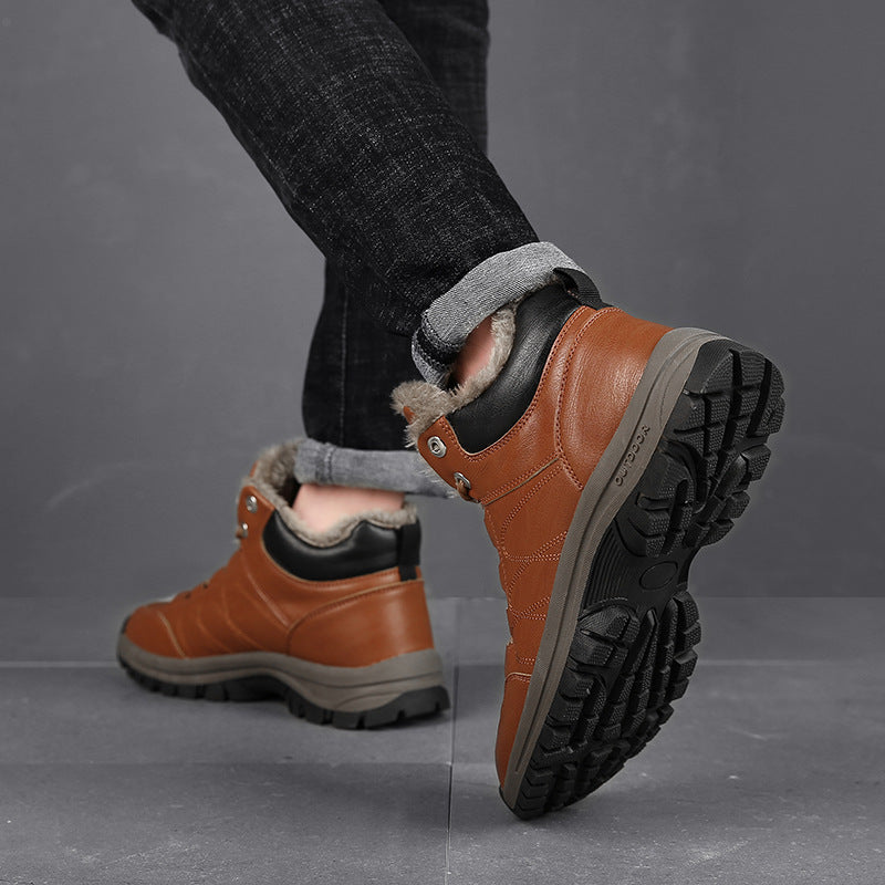 Herren Winterstiefel mit Schnürung und Plüschfutter