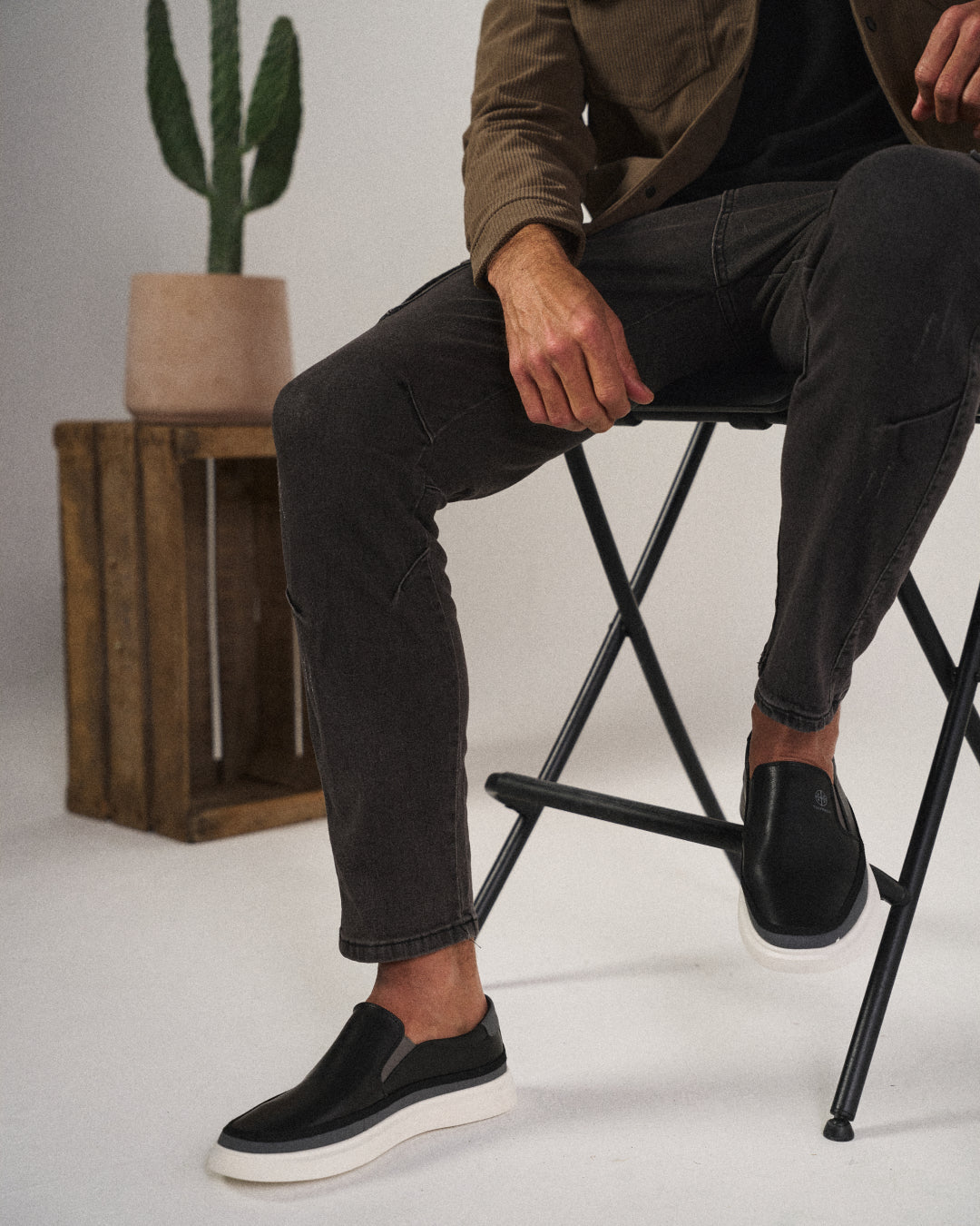 Ben | Herren Slipper mit Kontrastsohle