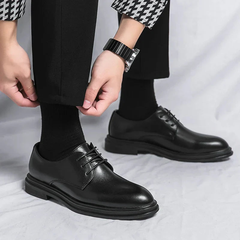 Robert | Herren Schnürschuhe mit glänzender Optik