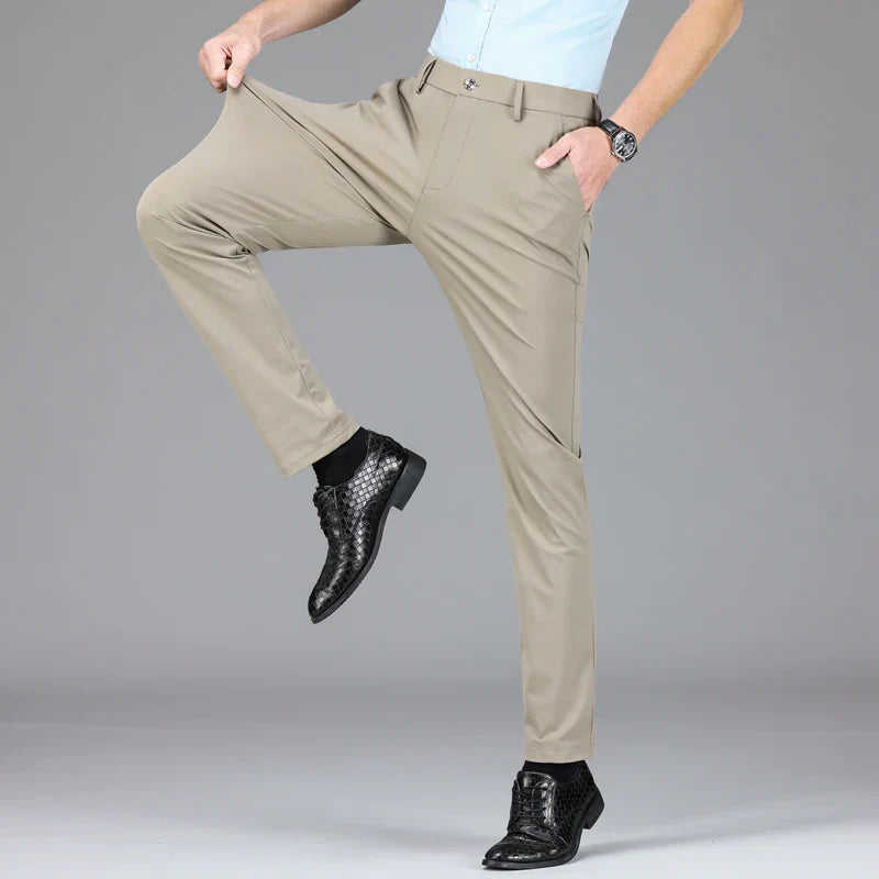 Herren Schmal geschnittene Chinohose | Gepflegt-legere Stil