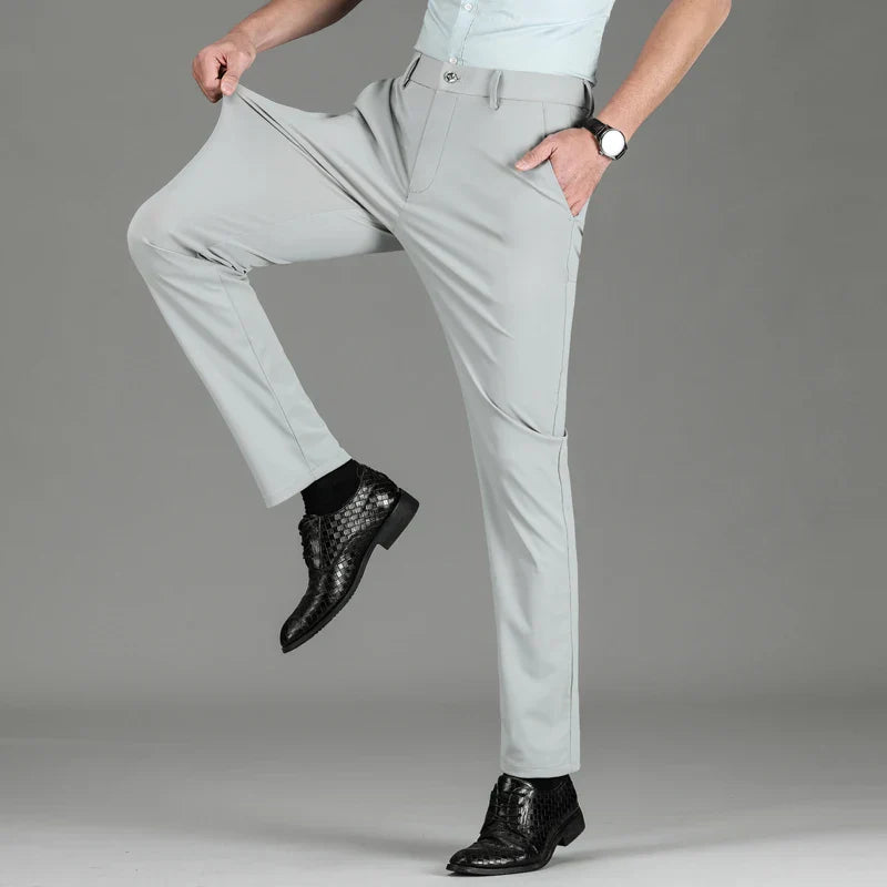 Herren Schmal geschnittene Chinohose | Gepflegt-legere Stil
