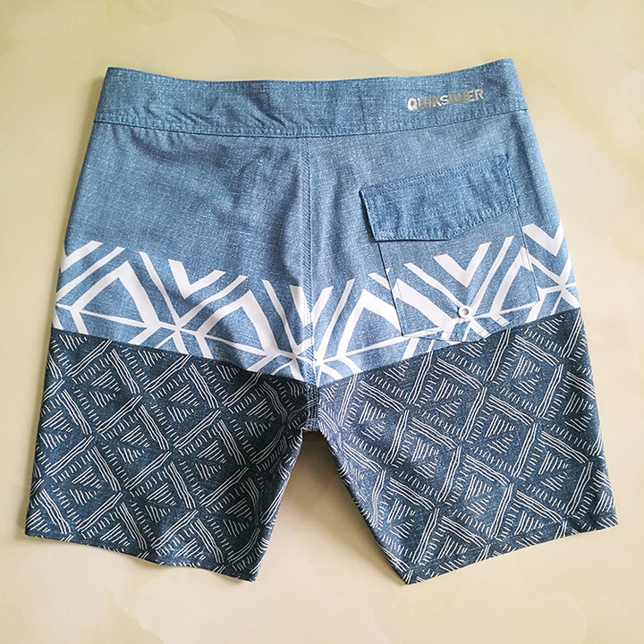 Herren Boardshorts | Kordelzugbund und Geometrisches Muster | Perfekt für Strand und Sommer