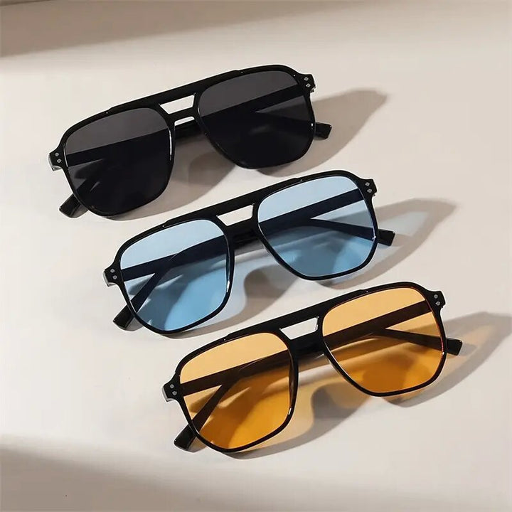 Damen Sonnenbrille | Eckige Form und Getönte Gläser | Stilvolles Accessoire für Jeden Tag