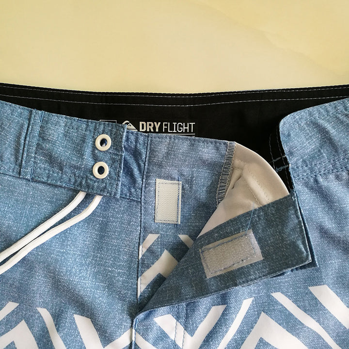 Herren Boardshorts | Kordelzugbund und Geometrisches Muster | Perfekt für Strand und Sommer