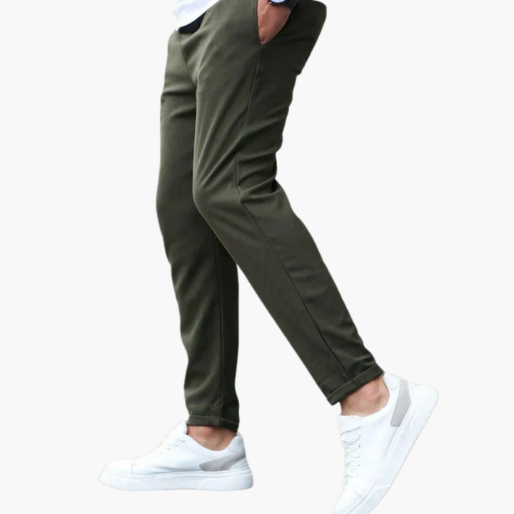 SwissFellas Herren Jogginghose mit Kordelzug und schmal zulaufendem Bein, reguläre Passform