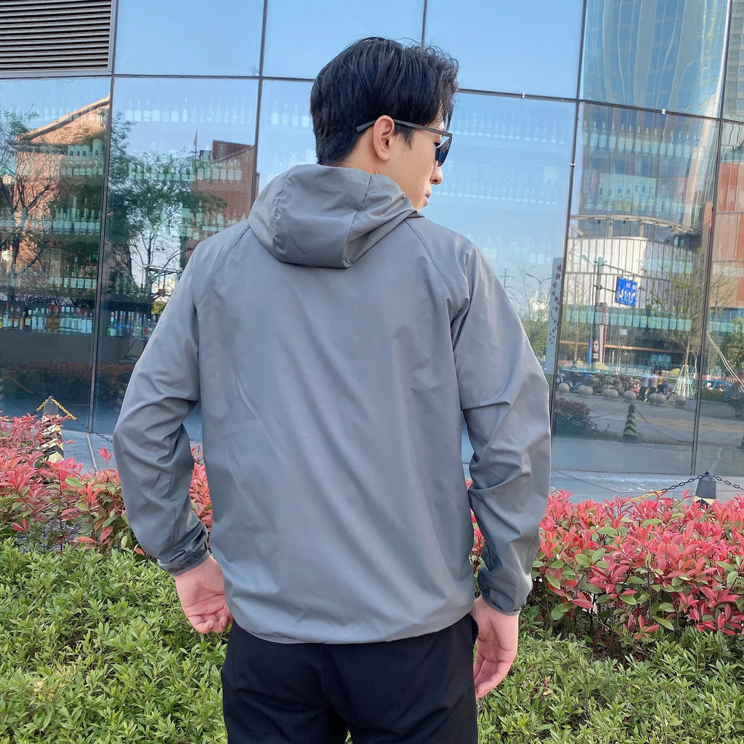 Herren Freizeitjacke | Kapuzenjacke mit Durchgehendem Reissverschluss | Leichte Passform | Aktiver Outdoor Stil