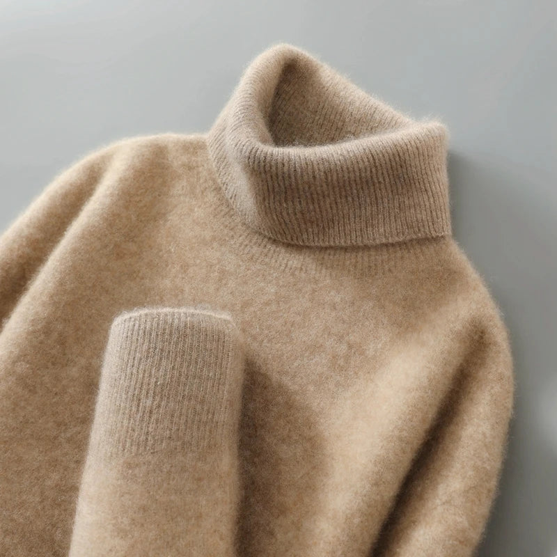 Herren Rollkragenpullover mit schmalem Schnitt, Frontansicht