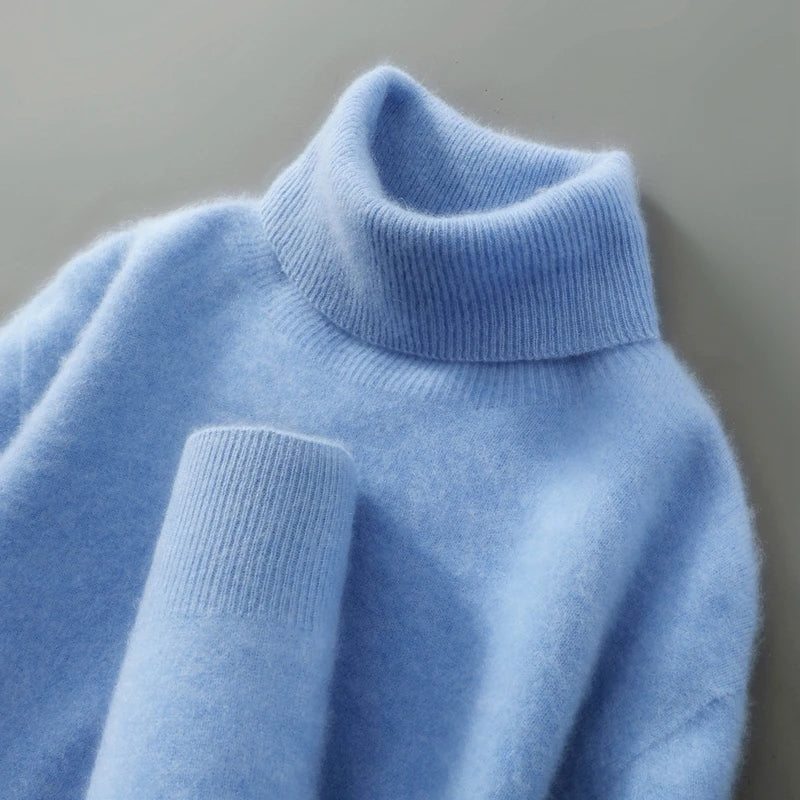 Herren Rollkragenpullover mit schmalem Schnitt, Frontansicht