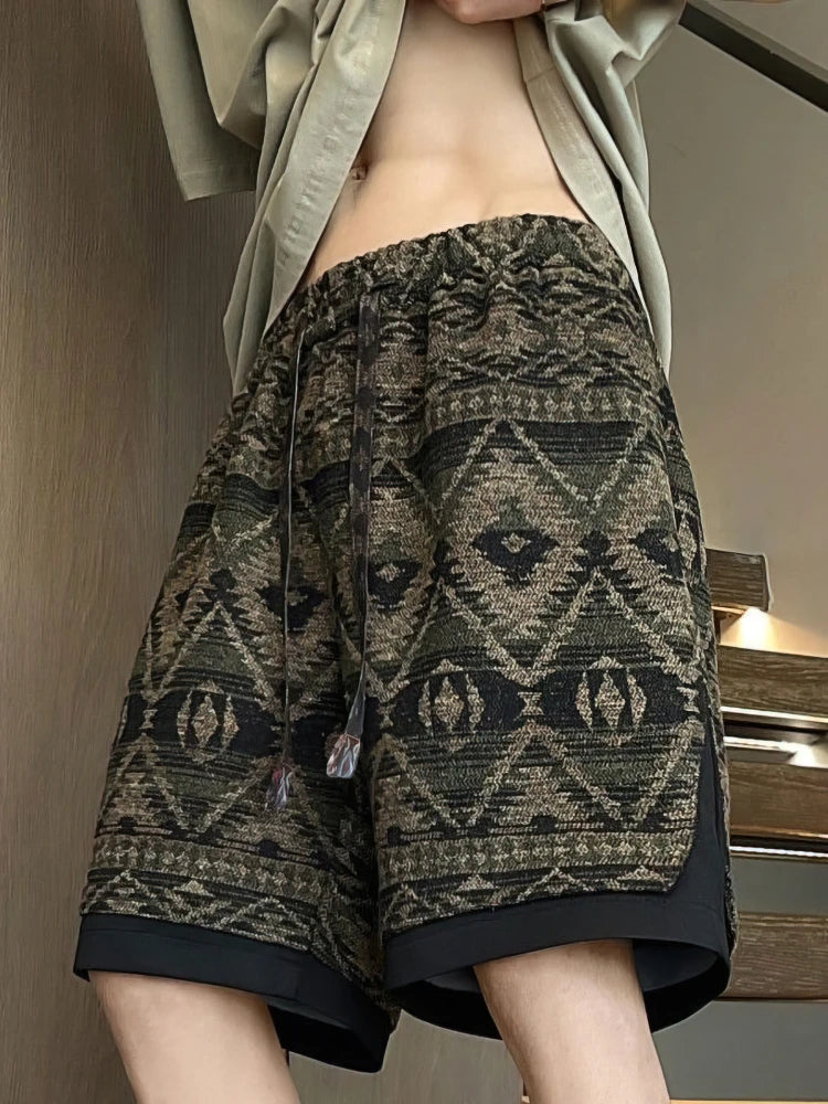 Mats | Oversize Beach Shorts mit Ethno Muster