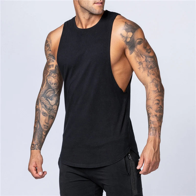 Herren Muskelshirt | Tief Ausgeschnittenes Ärmelloses Design | Perfekt für Training und Freizeit