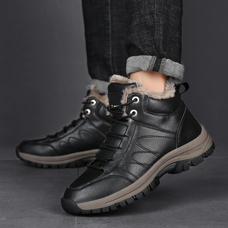 Herren Winterstiefel mit Schnürung und Plüschfutter