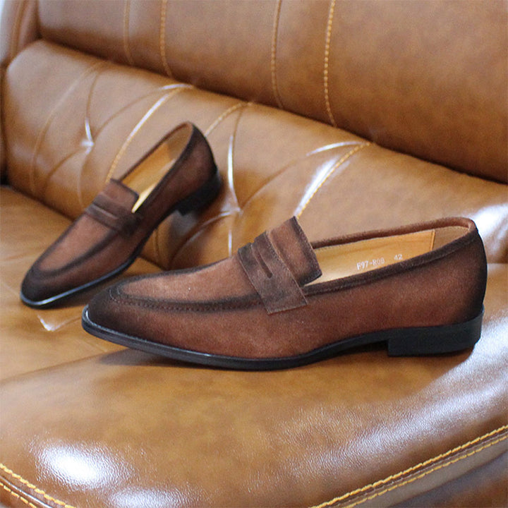 Herren Lederschuhe im England-Stil in Schwarz und Braun
