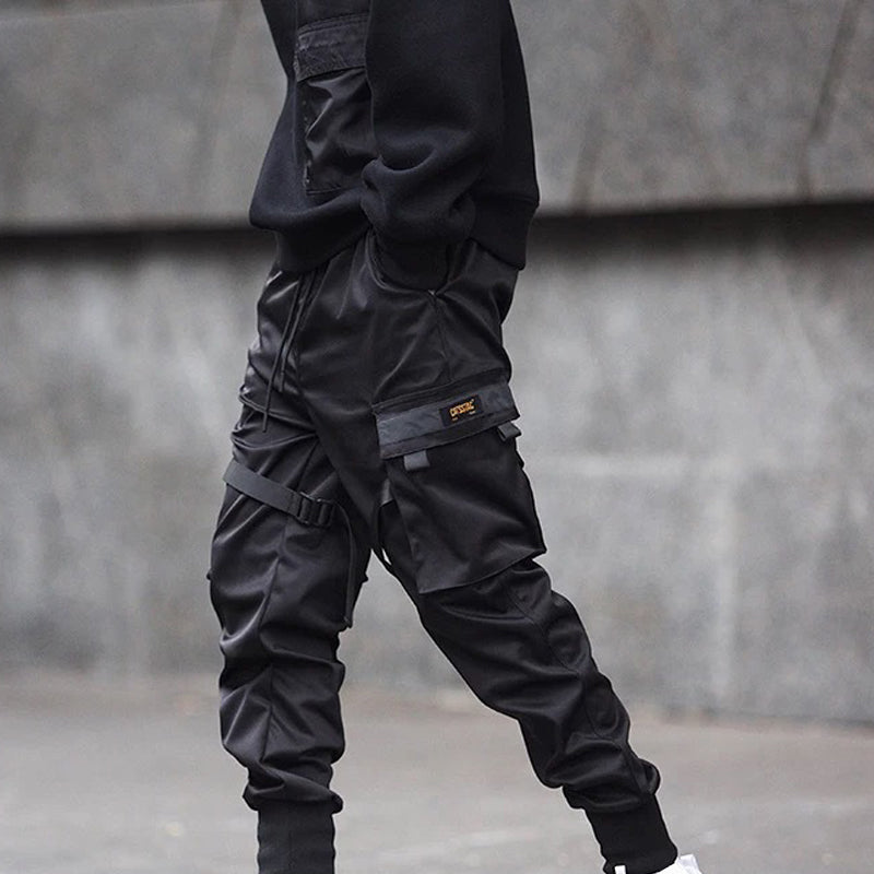 Schwarze Cargohose Herren mit Gummizug und Taschen