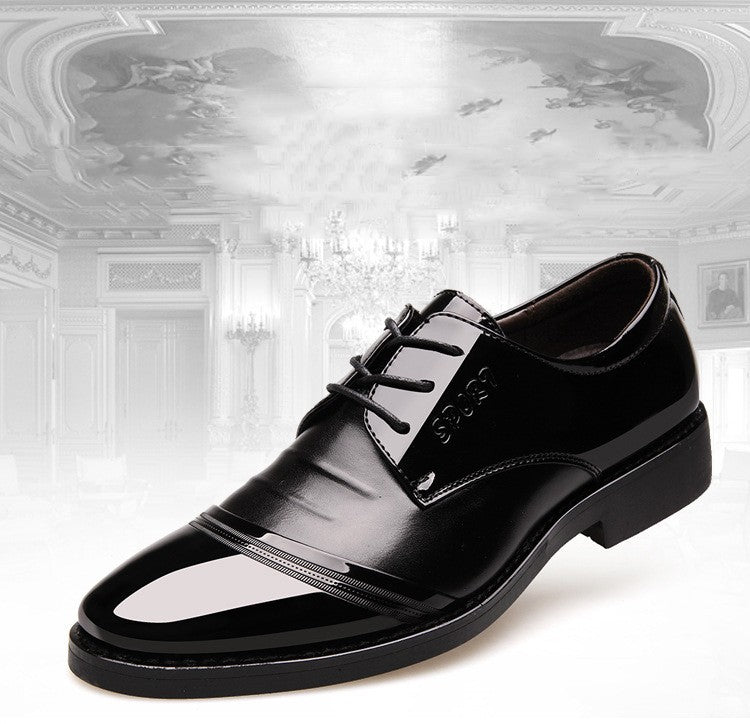 Herren Spitzschuhe aus Leder in Schwarz