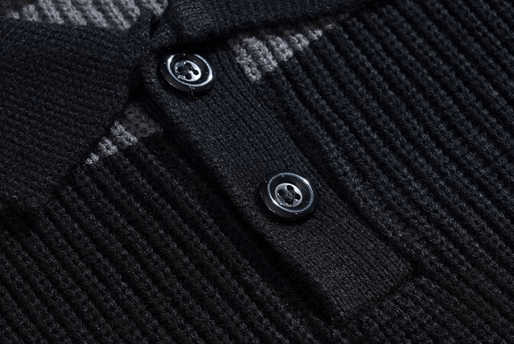 Gestreiftes Strickhemd mit Knopfleiste – Komfort & Eleganz