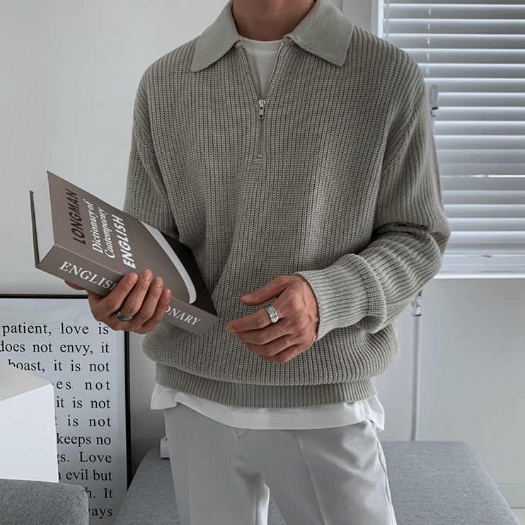 Strickpullover mit Halbreißverschluss am Kragen