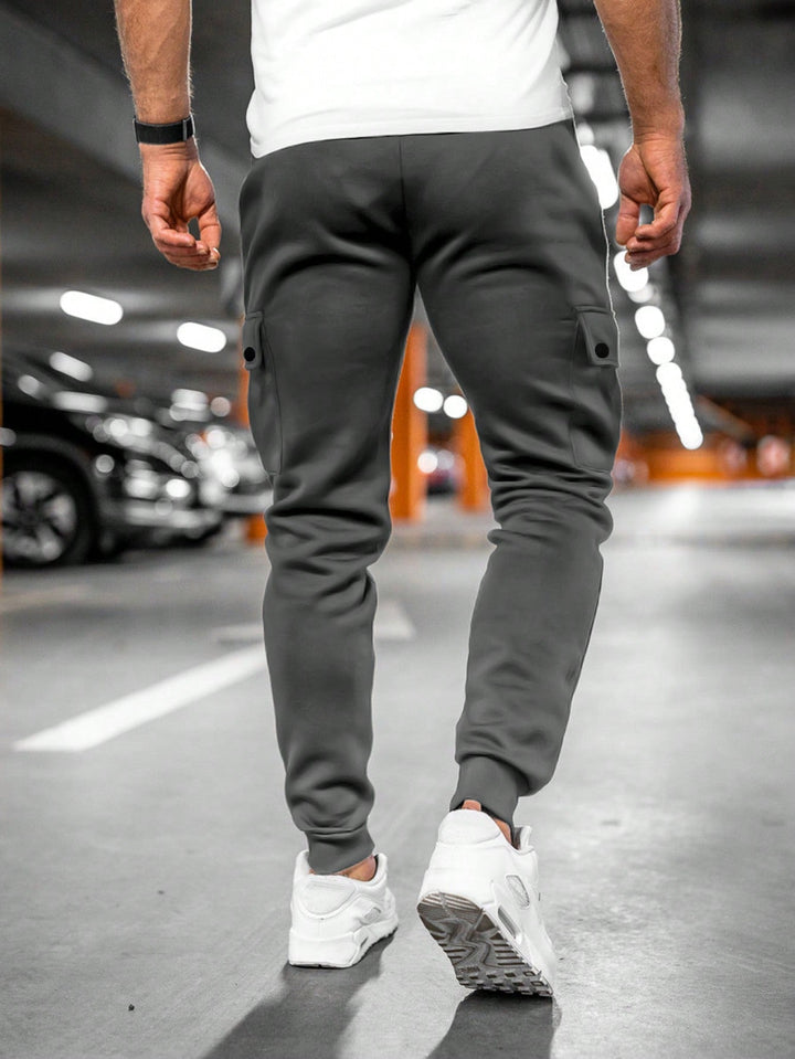 Tom | Herren Jogginghose mit Cargo-Tasche