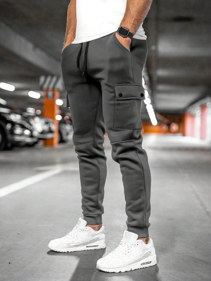 Tom | Herren Jogginghose mit Cargo-Tasche